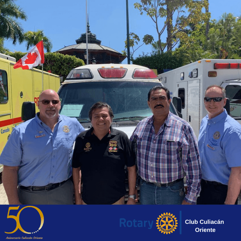 Rotary Club Culiacán Oriente con ambulancias